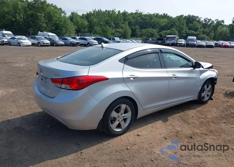 2013 Hyundai Elantra Gls z USA, uszkodzony, nr VIN 5NPDH4AE5DH180385